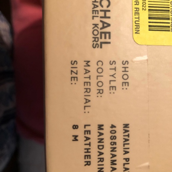 Michale Kors Sandals - Picture 7 of 7